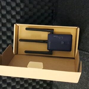 Coredy E750 WIFI RANGE EXTENDER